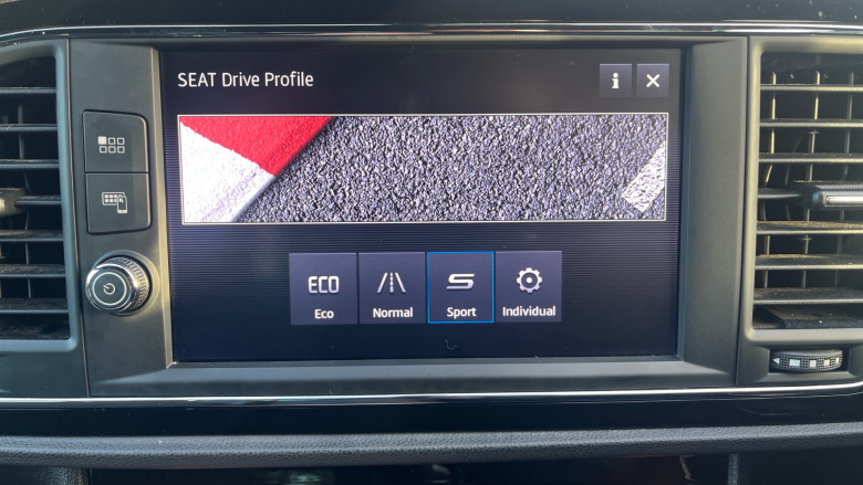 SEAT Leon 1.5 TSI EVO 150 FR Black Edition [EZ] 5dr DSG Petrol Hatchback